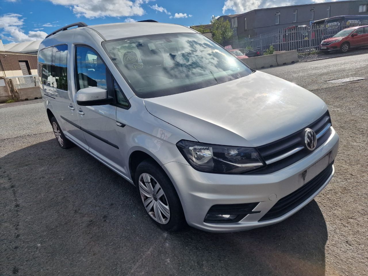 VOLKSWAGEN CADDY