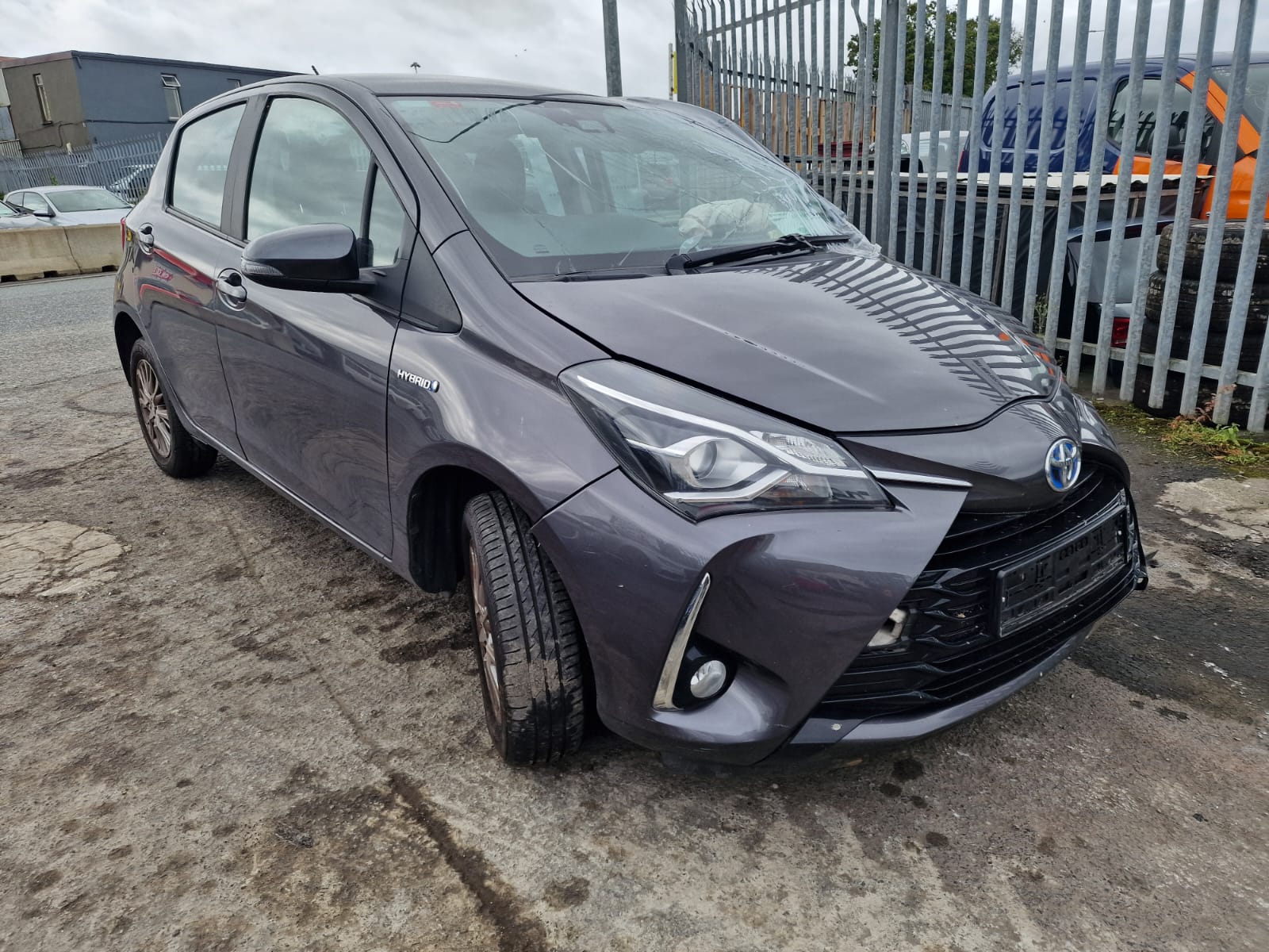 TOYOTA YARIS